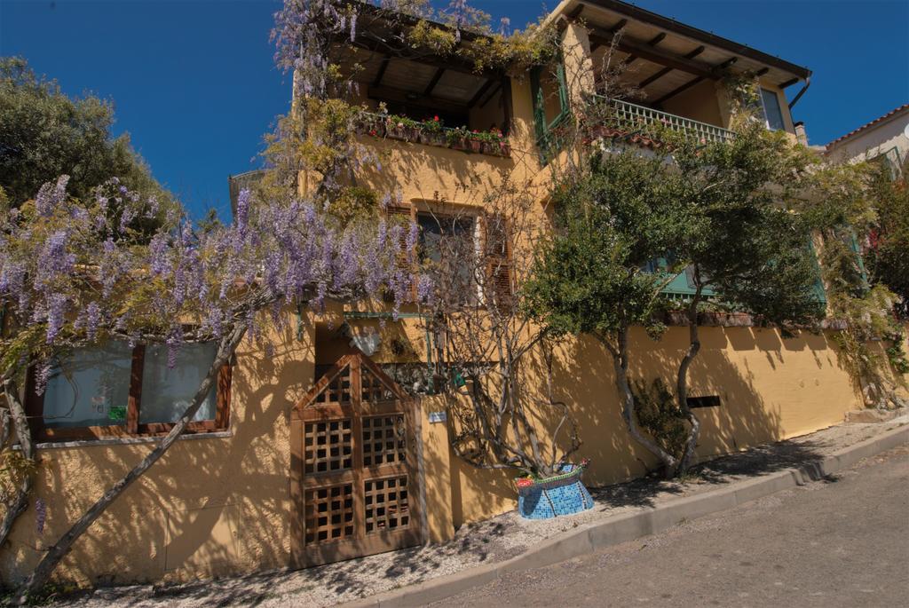לינה וארוחת בוקר סנטה טרזה גאיורה La Chicca Di Francesca מראה חיצוני תמונה