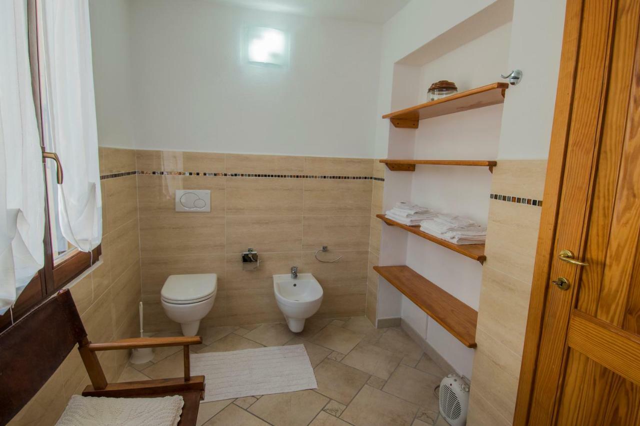 לינה וארוחת בוקר סנטה טרזה גאיורה La Chicca Di Francesca מראה חיצוני תמונה